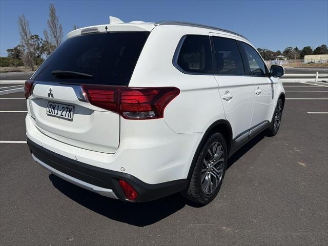 2016 Mitsubishi Outlander LS