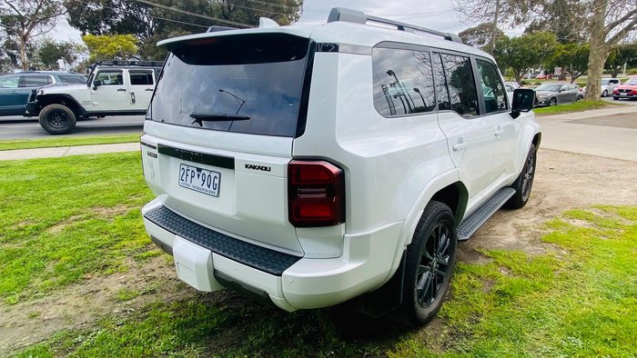 2025 Toyota Landcruiser Prado Kakadu