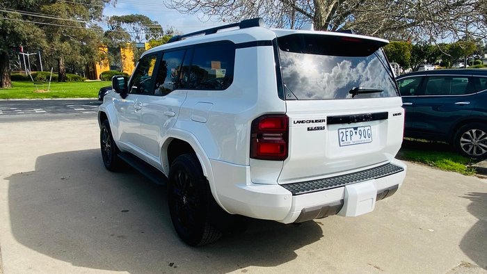 2025 Toyota Landcruiser Prado Kakadu