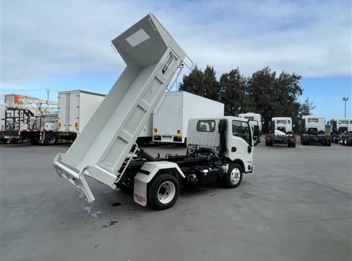 2025 Isuzu N Series