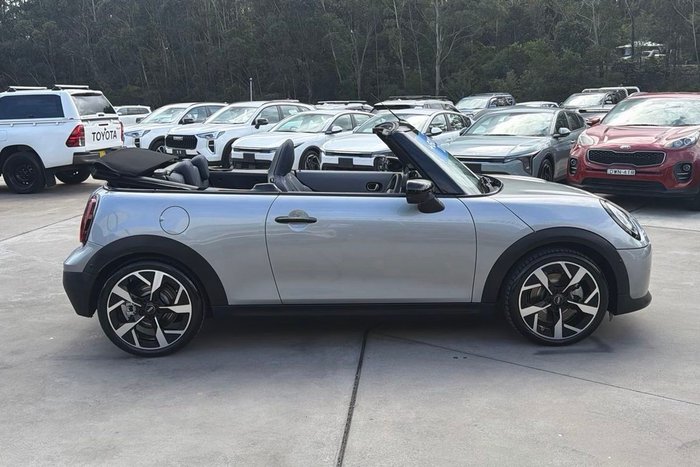 2025 MINI Cooper C Classic