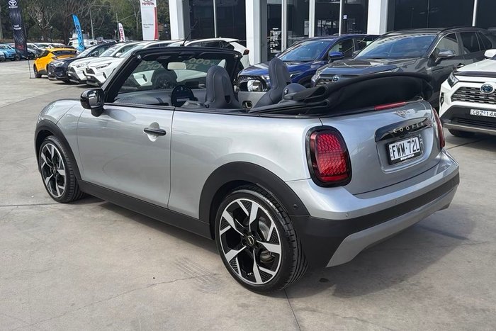 2025 MINI Cooper C Classic