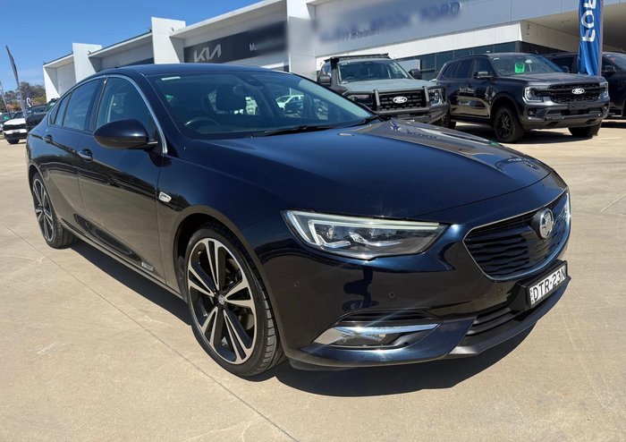 2018 Holden Calais