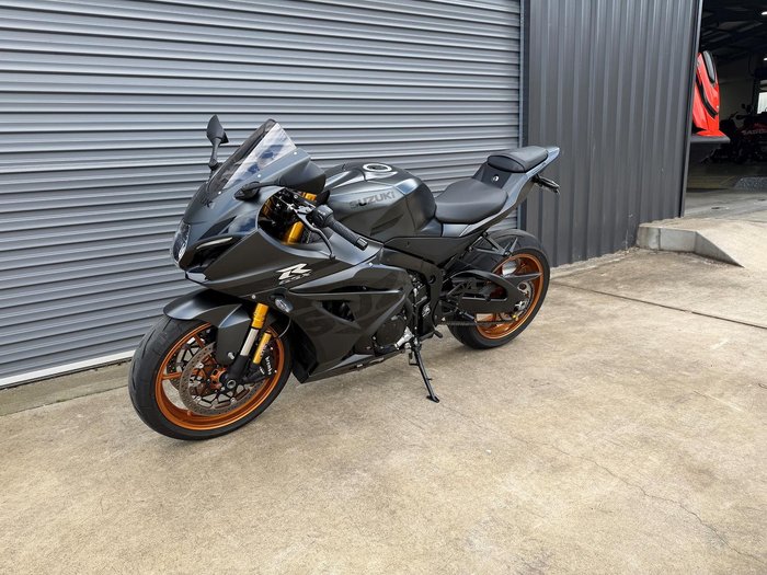2021 Suzuki