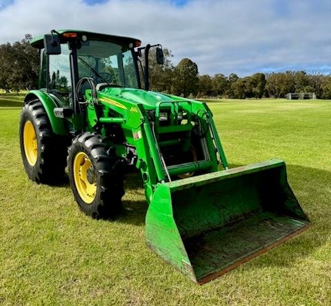 2011 John Deere 5083E Limited