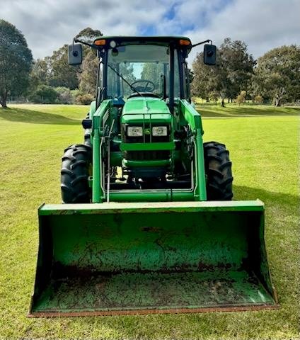 2011 John Deere 5083E Limited