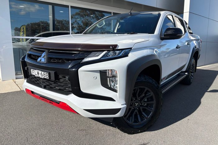 2023 Mitsubishi Triton Xtreme
