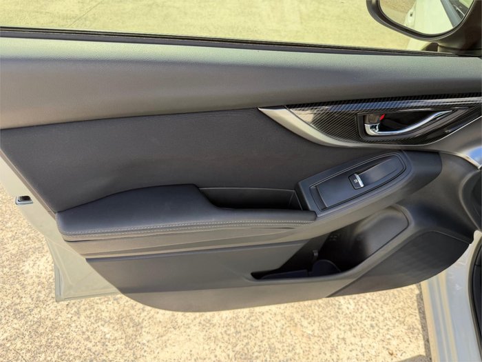 2017 SUBARU IMPREZA 2.0i-L (AWD)