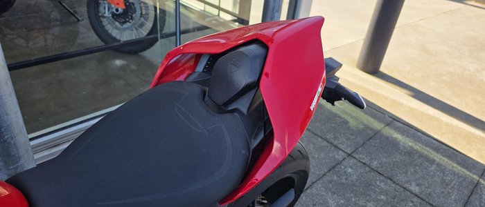 2023 Ducati Streetfighter V2 Streetfighter Red