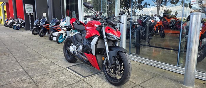 2023 Ducati Streetfighter V2 Streetfighter Red
