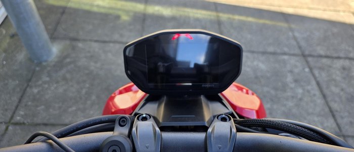 2023 Ducati Streetfighter V2 Streetfighter Red