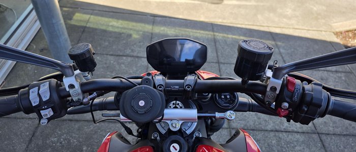 2023 Ducati Streetfighter V2 Streetfighter Red