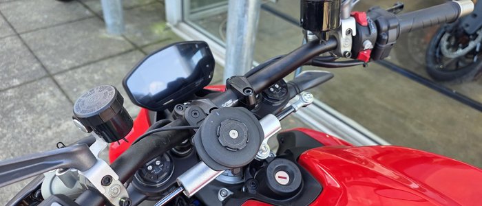 2023 Ducati Streetfighter V2 Streetfighter Red