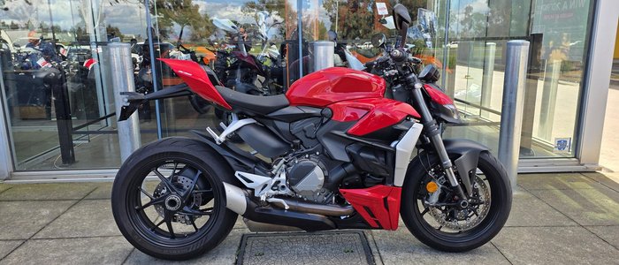 2023 Ducati Streetfighter V2 Streetfighter Red