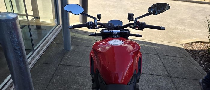 2023 Ducati Streetfighter V2 Streetfighter Red