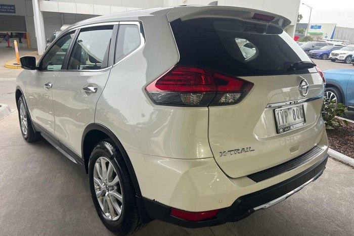 2022 Nissan X-TRAIL ST