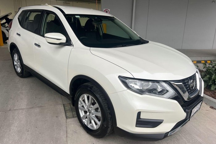 2022 Nissan X-TRAIL ST