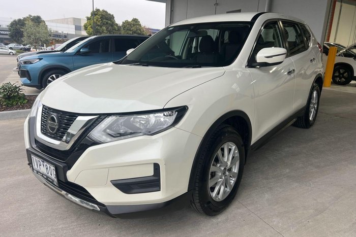 2022 Nissan X-TRAIL ST