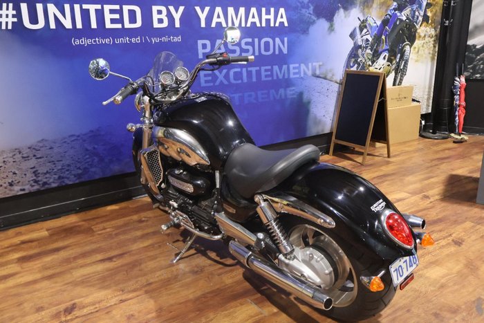 2007 TRIUMPH ROCKET III CLASSIC Black