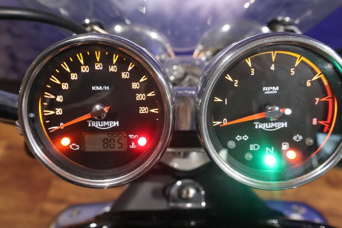 2007 TRIUMPH ROCKET III CLASSIC Black