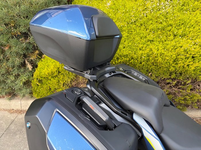 2026 BMW Motorrad S 1000 XR Blue
