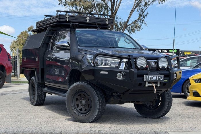 2018 Toyota Hilux SR5