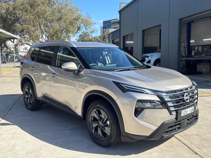 2025 Nissan X-TRAIL