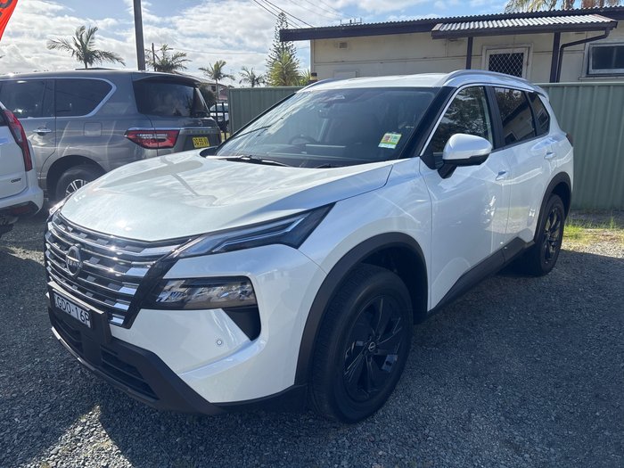 2025 Nissan X-TRAIL ST-L