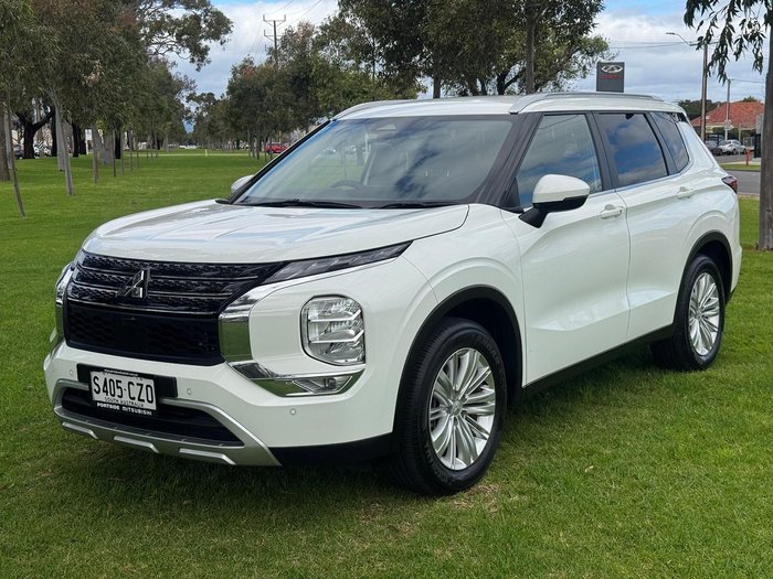 2023 Mitsubishi Outlander LS ZM MY24 White