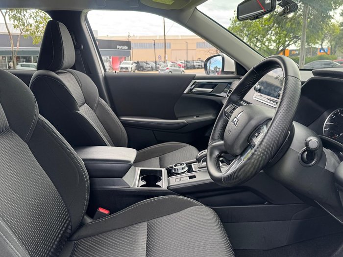 2023 Mitsubishi Outlander LS ZM MY24 White