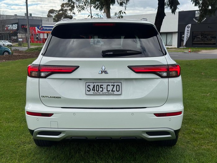 2023 Mitsubishi Outlander LS ZM MY24 White