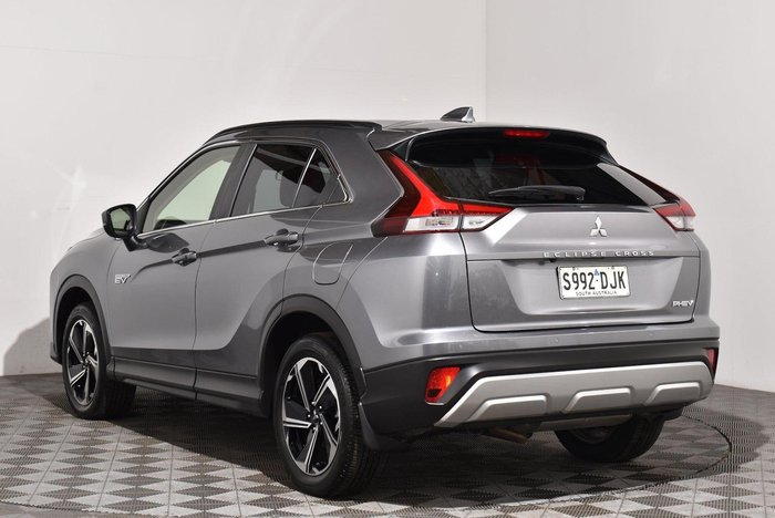 2023 Mitsubishi Eclipse Cross PHEV XLS