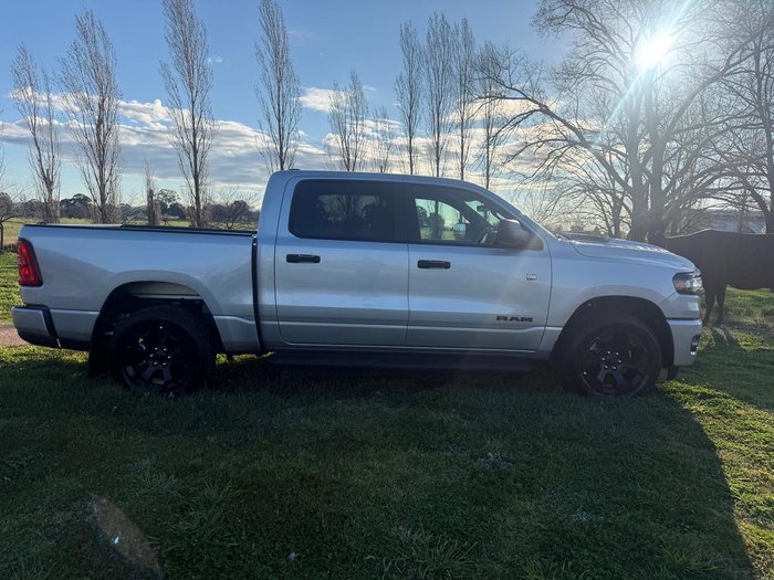 2026 RAM 1500 Express Black Edition Hurricane SO