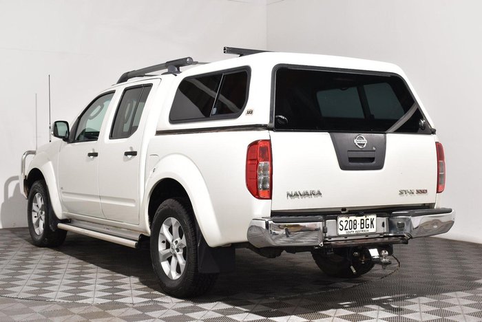 2011 Nissan Navara ST-X 550