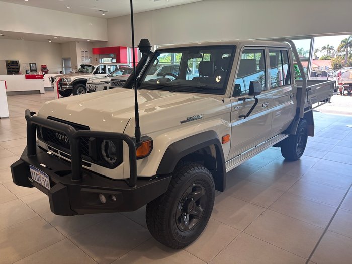 2023 Toyota Landcruiser Military