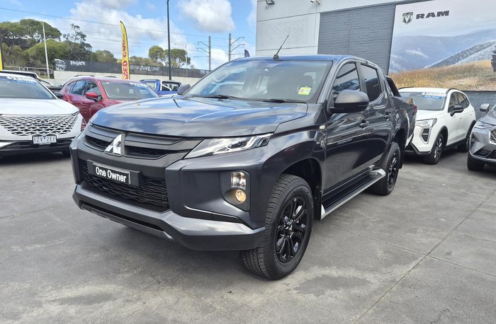 2022 Mitsubishi Triton GLX-R