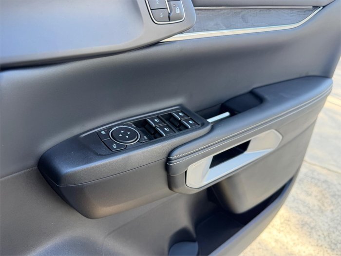 2025 FORD EVEREST PLATINUM (4WD)