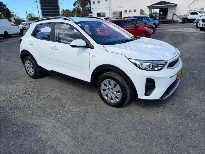 2022 KIA STONIC S