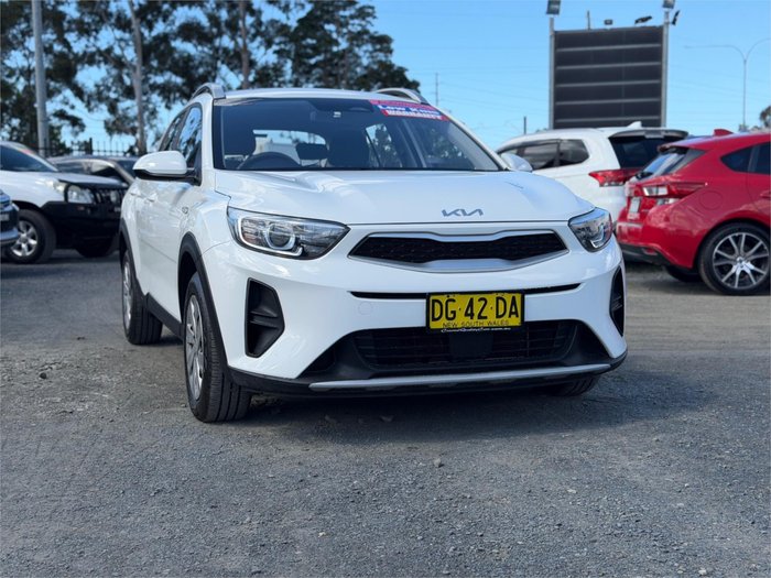 2022 KIA STONIC S