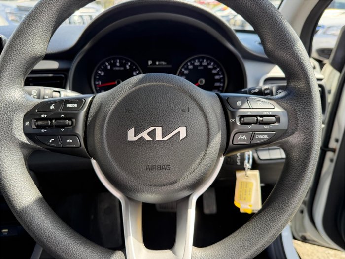 2022 KIA STONIC S