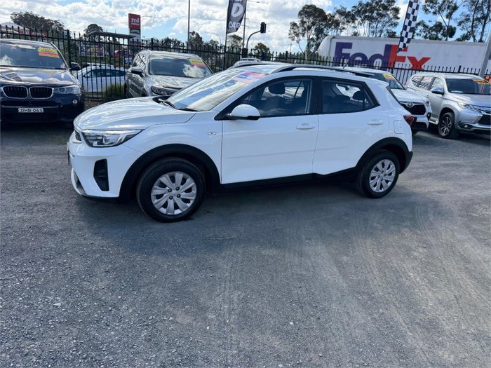 2022 KIA STONIC S