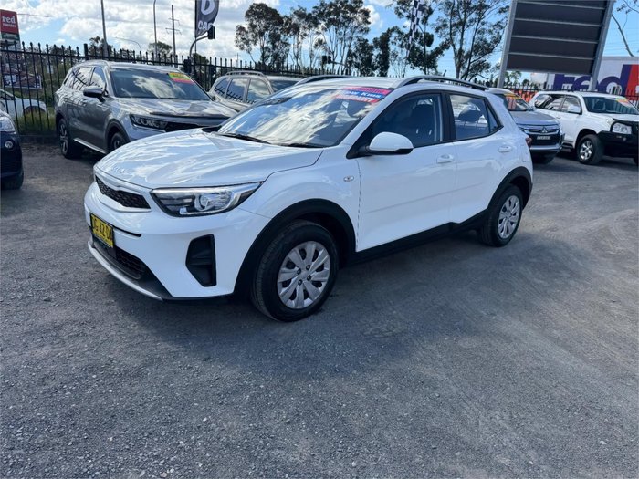 2022 KIA STONIC S