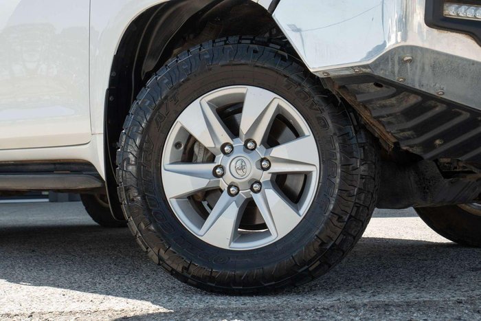 2023 Toyota Landcruiser Prado GXL
