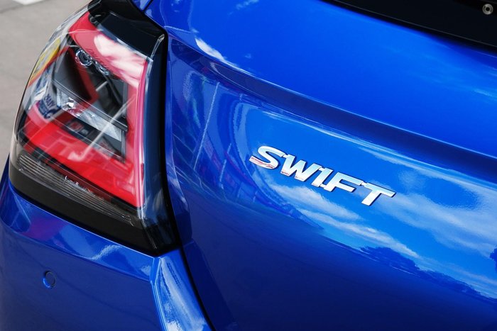 2026 Suzuki Swift Hybrid GLX