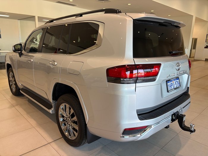 2022 Toyota LANDCRUISER