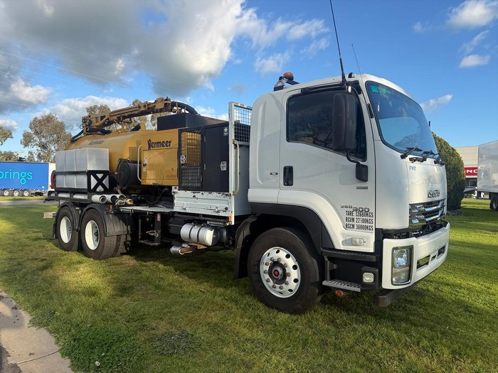 2017 Isuzu F Series