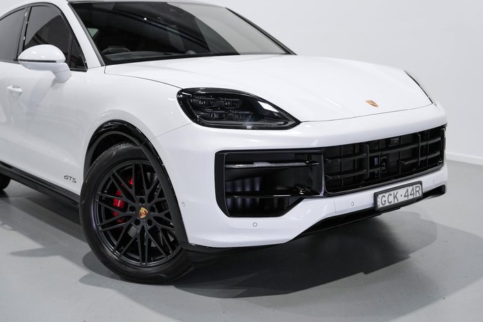 2024 Porsche Cayenne GTS