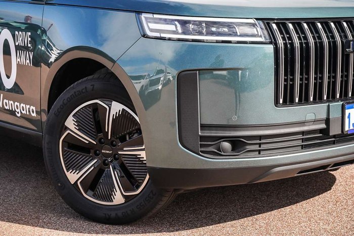 2026 Jaecoo J5 Hybrid Summit