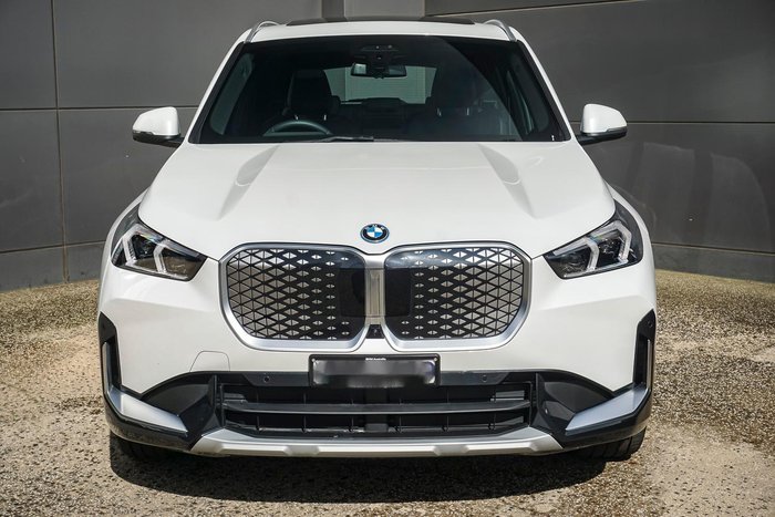 2025 BMW iX1 xDrive30 xLine