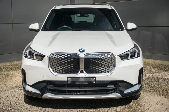 2025 BMW iX1 xDrive30 xLine